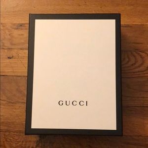 Gucci box 📦